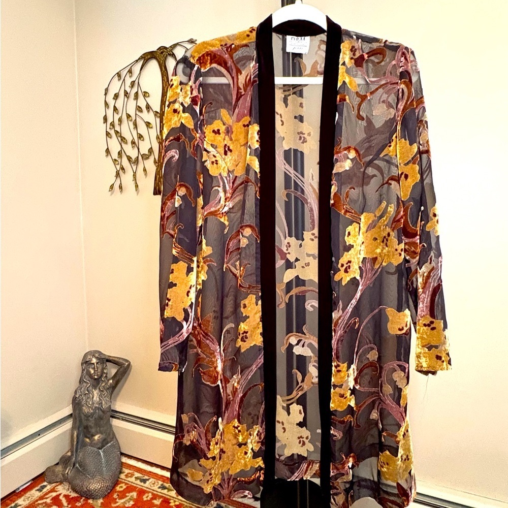 R&M Richards Sheer Kimono with Velvet Floral And Black Trim Accents
